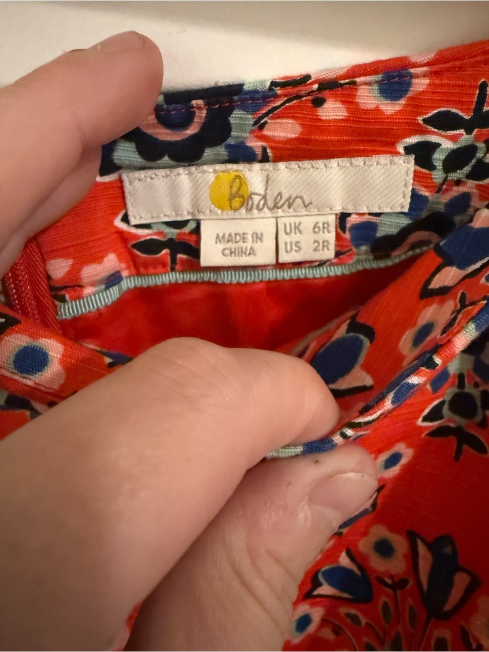 Boden Floral Pencil Skirt Coral Pink Blue Medallion Print Career Skirt Size US 2 - Picture 2 of 3